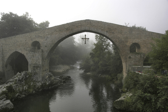 Foot bridge over river Sella - Cangas de Onis